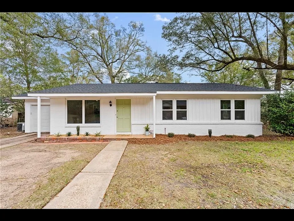 5612 Diane Dr