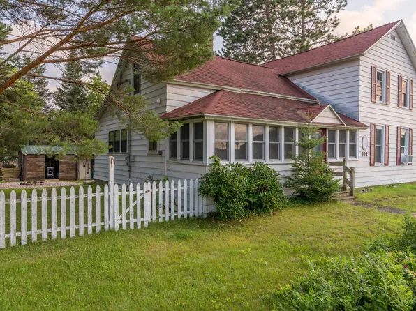 302 E Pine St, Eagle River, WI 54521