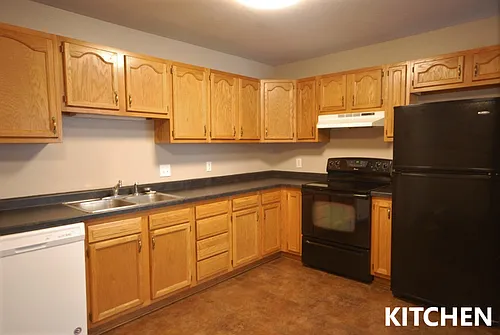 226-228 Haws Dr Photo 1