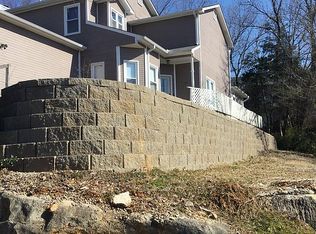 587 Farmingdale Rd SE, Huntsville, AL 35803