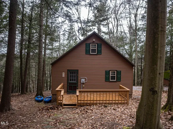 180 Vahalla Cir, Flinton, PA 16640