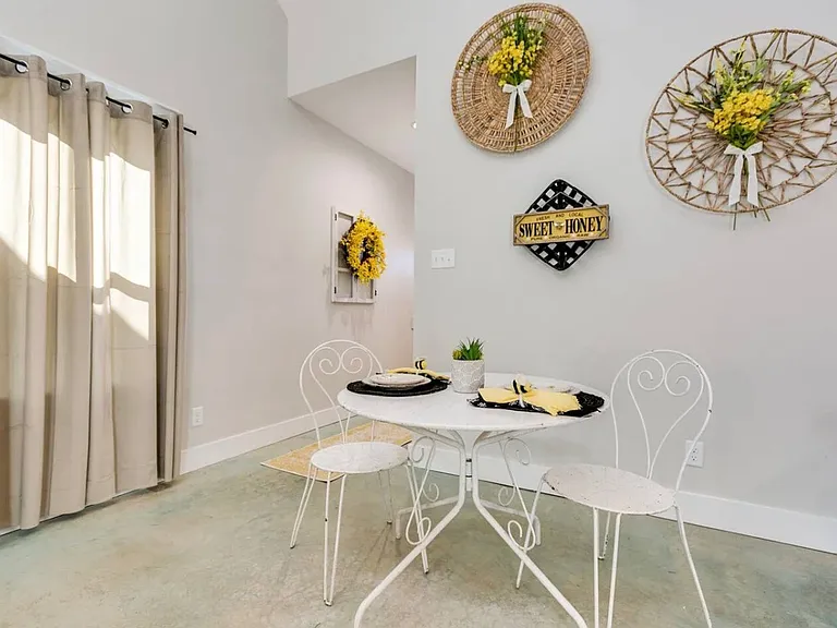 2303 W Beauregard Ave #B — Photo 10