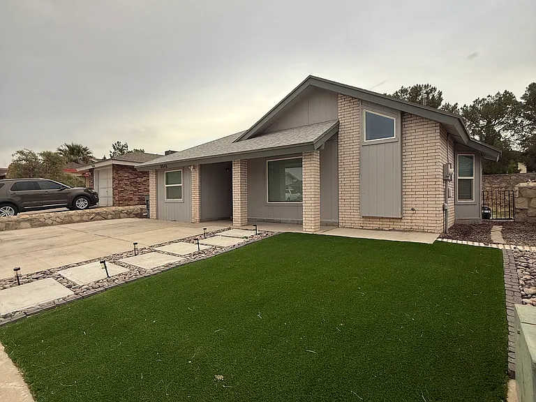 11842 Priscilla Cir — Photo 3