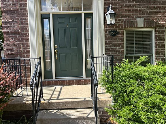3rd image of 8645 Meridian Square Dr