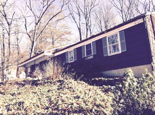 5 Forest View Dr, Long Valley, NJ 07853