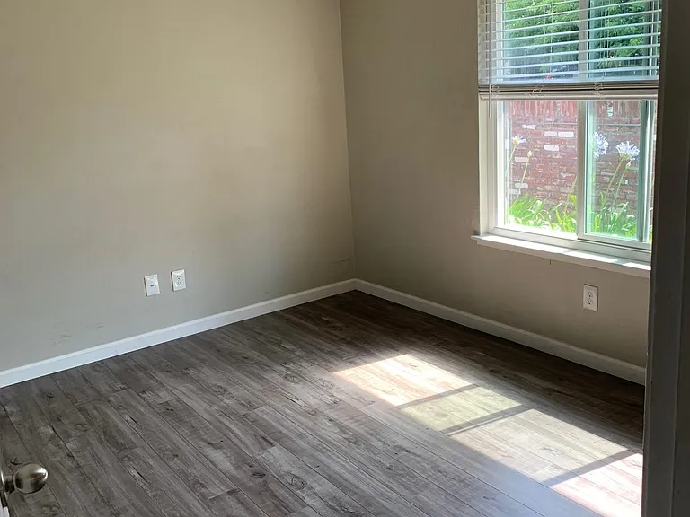 2313 Villanova Cir — Photo 7