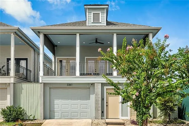 3 bed, 2.0 bath, 1608 sqft, $2,700 — Photo 3