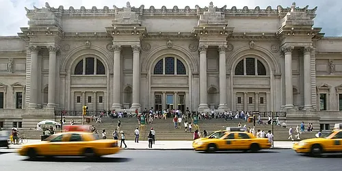 Rented by Luxian International Realty LLC