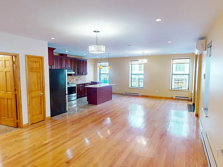 400 E 78th St #10 — Photo 20