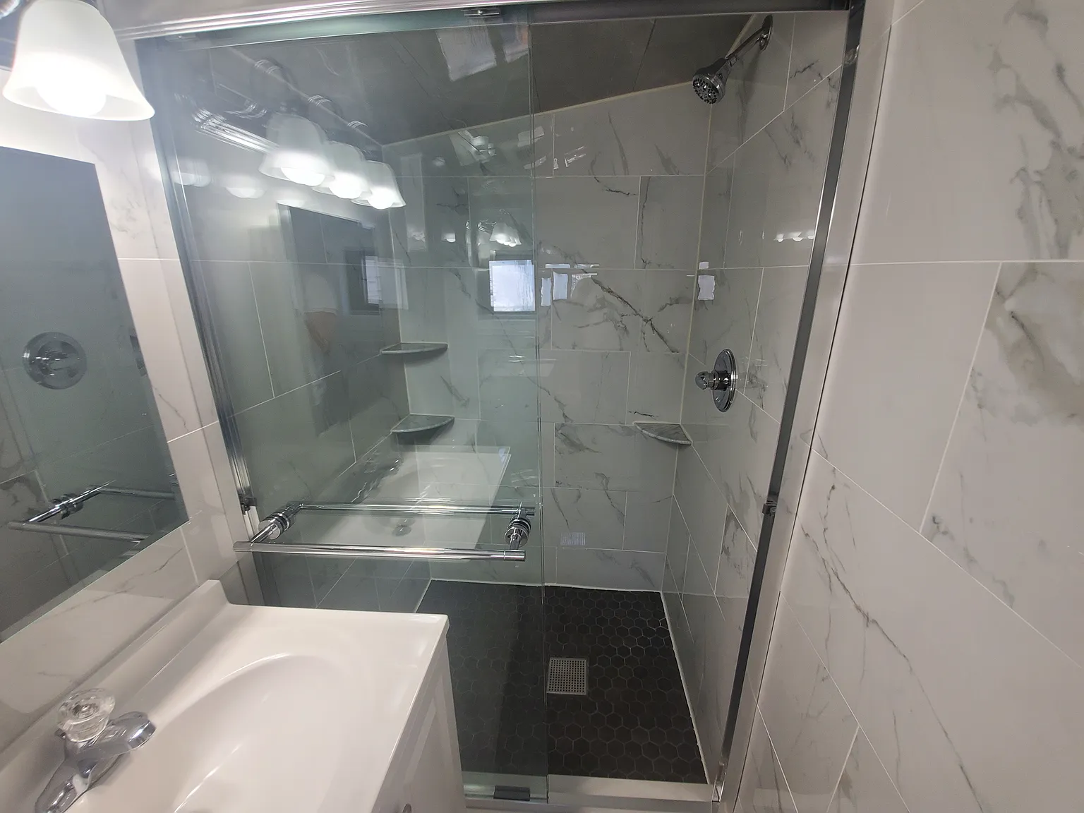 2 bed, 900 sqft, $1,095 — Photo 3