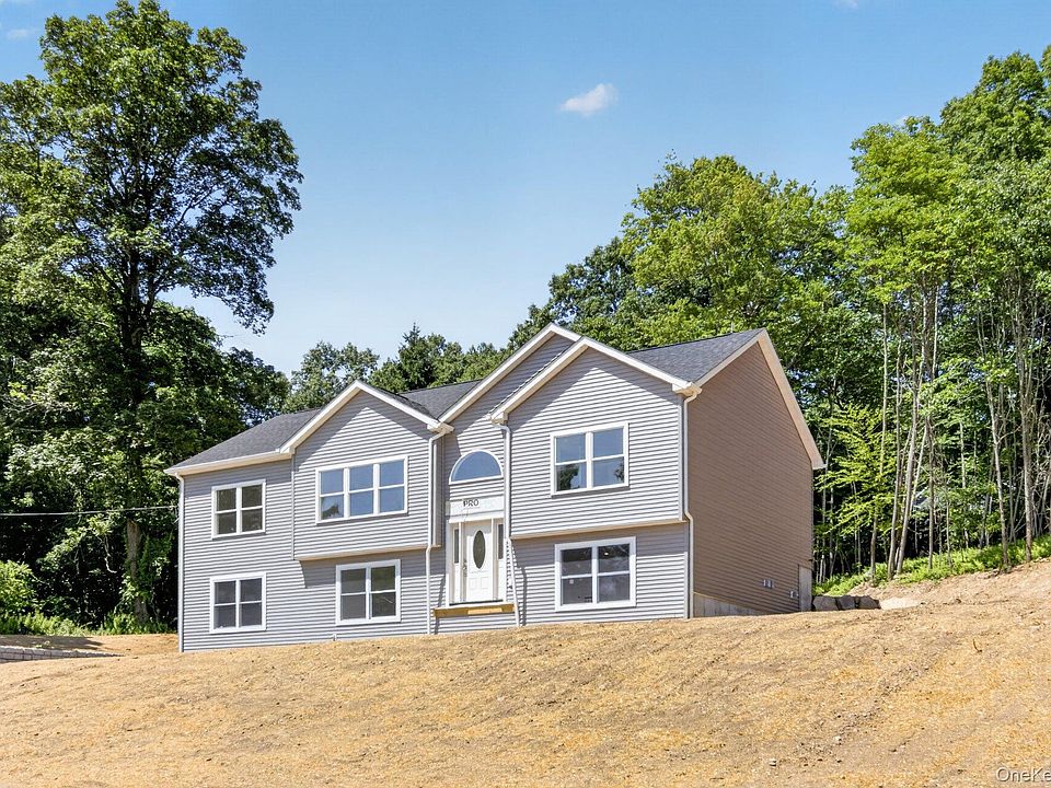 1st image of 592 Ludingtonville Road