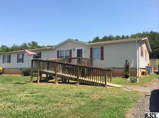 3011 Jones Wade Rd, Hudson, NC 28638