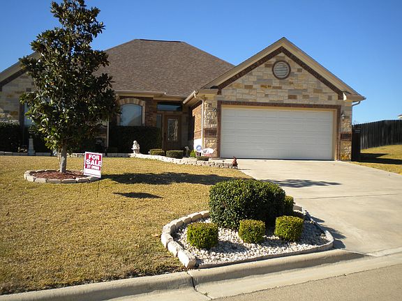 5th image of 102 Black Walnut Ct
