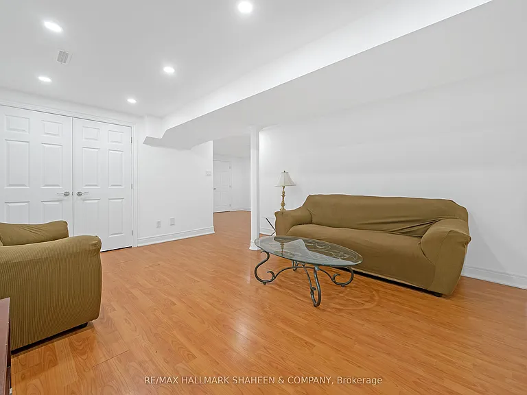 24 Glenvilla Rd — Photo 15