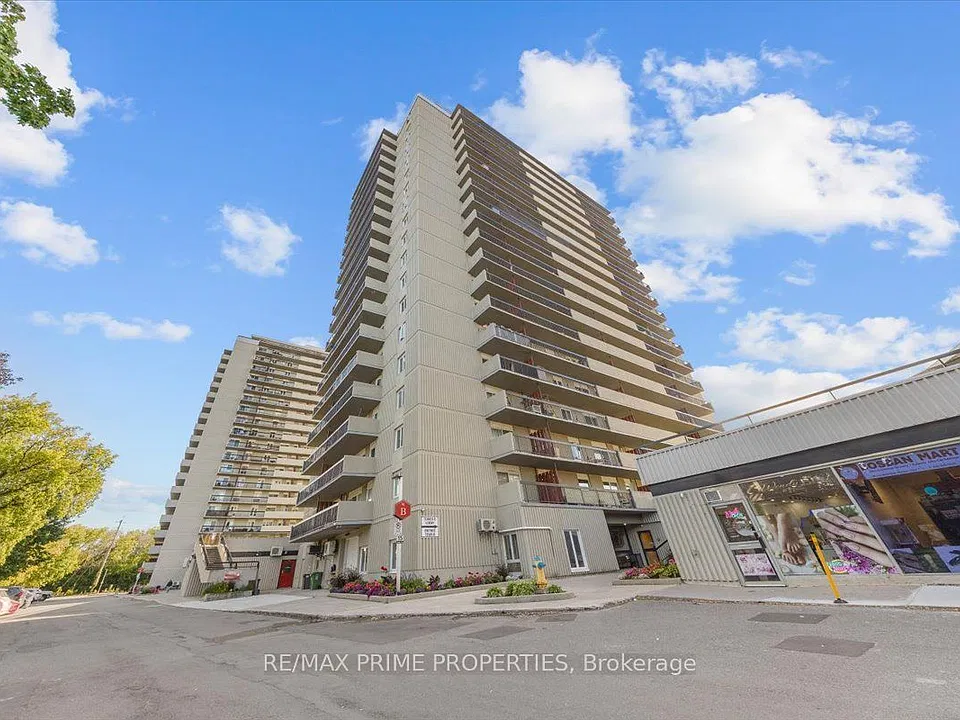 158 McArthur Ave #1202