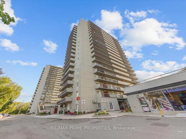 158 McArthur Ave #1202, Ottawa, ON K1L 8E7