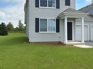 811 Daniel Dr, Minooka, IL 60447