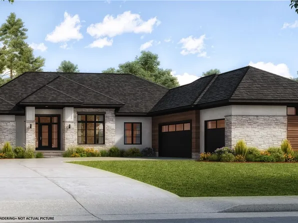 1164 Skyland Falls Blvd, Hinckley, OH 44233