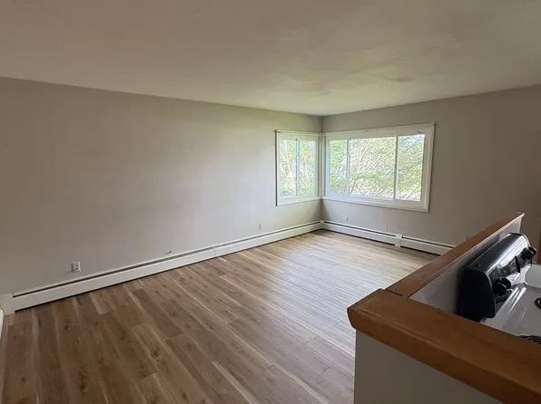 335 E Elder