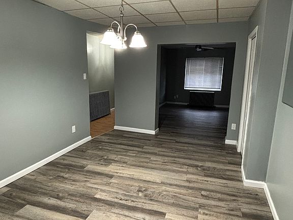 5th image of 628 Edmond St