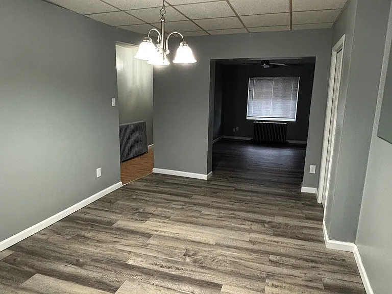 628 Edmond St — Photo 5