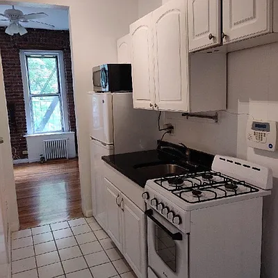 Rented by Brown Harris Stevens | media 11