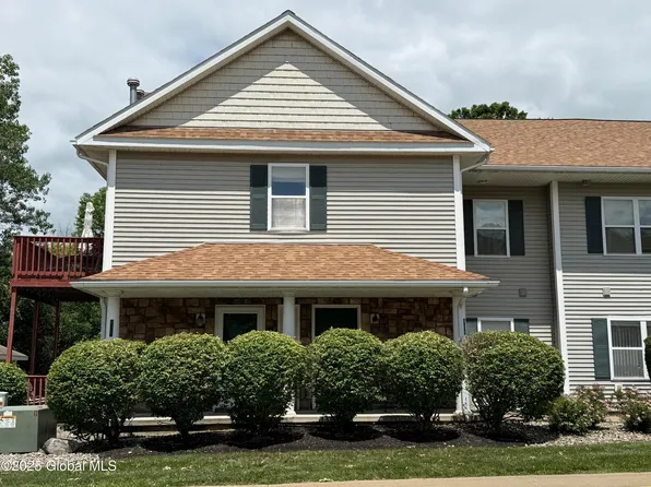 1200 Hillside Avenue #805, Niskayuna, NY 12309