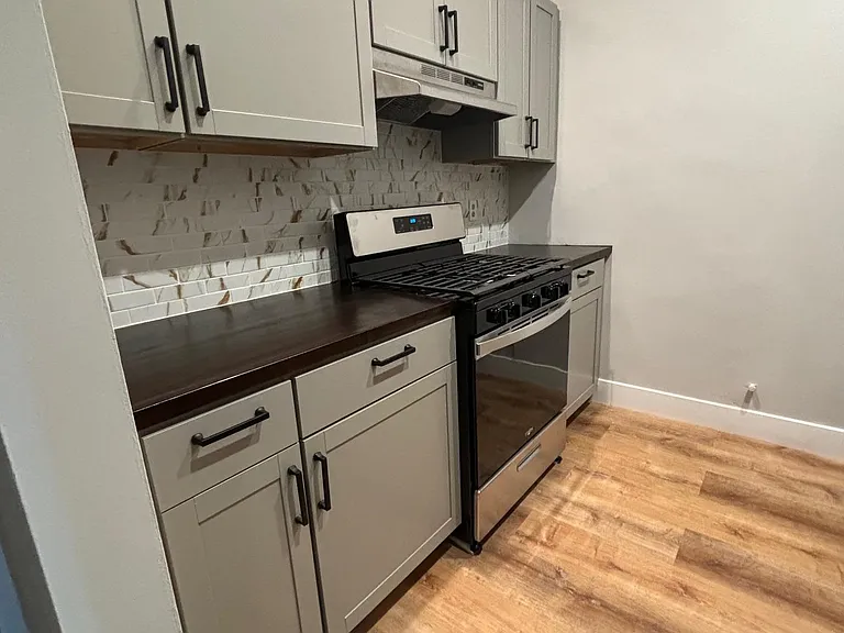 129 Ogden Ave #1 — Photo 7