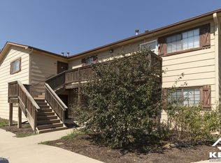 3200 Garden Grove Pkwy APT 3B, Hutchinson, KS 67502