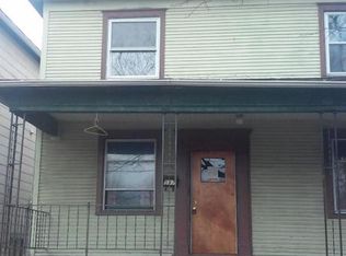 597 Front St, Hanover Township, PA 18706
