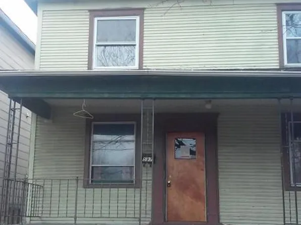 597 Front St, Hanover Township, PA 18706