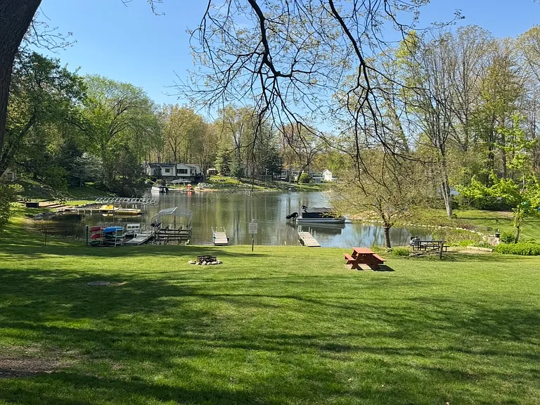 6495 Bella Vista Dr NE #202 — Photo 33