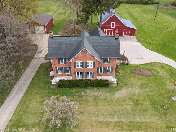 9771 Bunton Rd, Willis, MI 48191