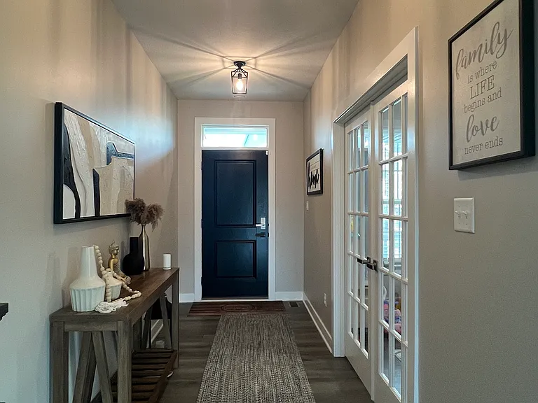 444 Whitetail Meadows Trl — Photo 2