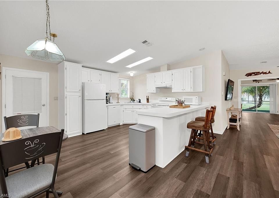 1st image of 26930 Sammoset WAY