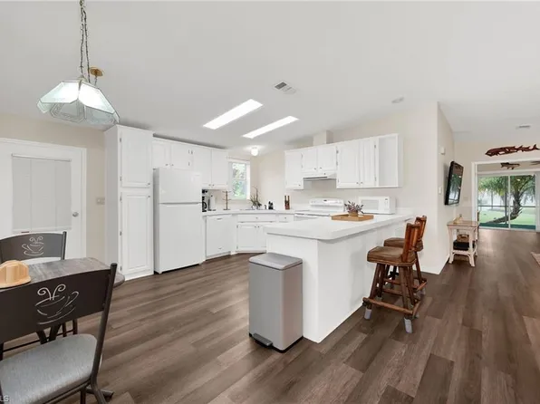 26930 Sammoset WAY, BONITA SPRINGS, FL 34135