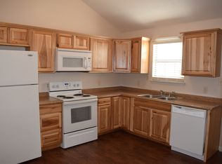 950 Donleen St APT 1, Fort Walton Beach, FL 32547