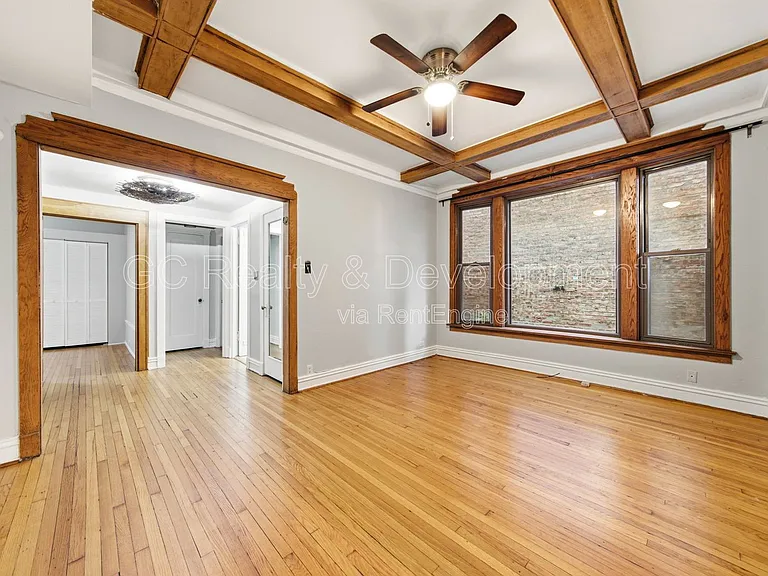 941 E Hyde Park Blvd #1 — Photo 11