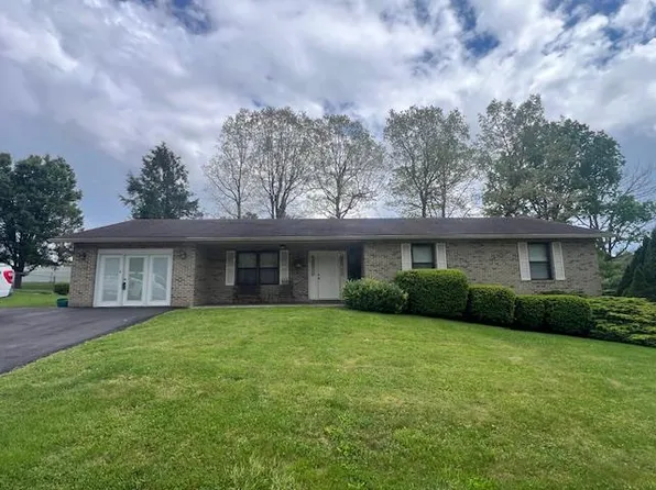 306 Sunshine Cir, Beckley, WV 25801