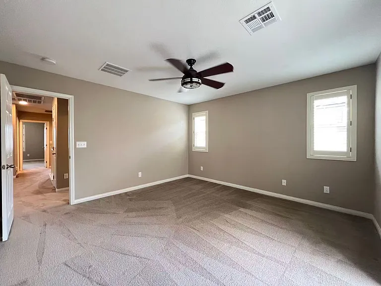 10530 Siesta Key St — Photo 16
