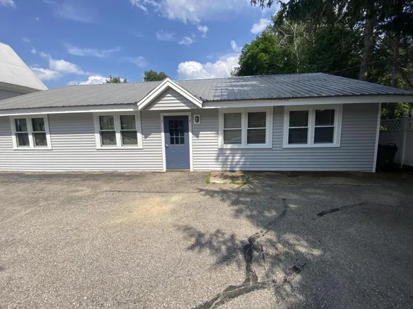 8 At 95 East Main St, Conway, NH 03818