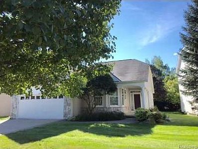 2nd image of 4031 Hillsdale Dr
