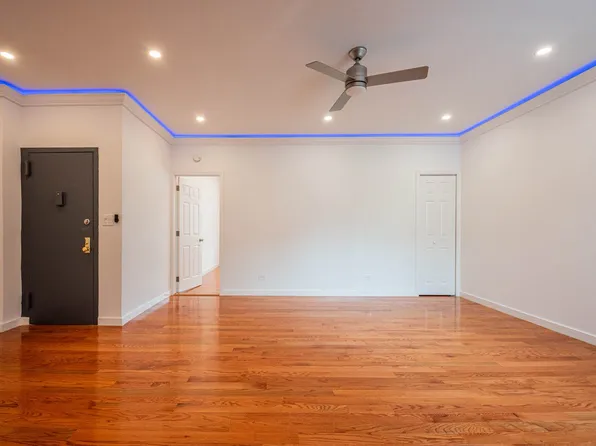 212 East Tremont Avenue image 4 of 22