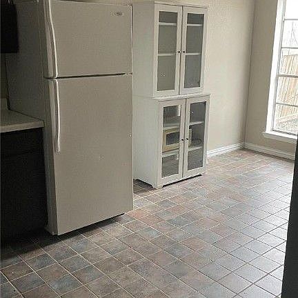 3rd image of 1703 Welsh Ave