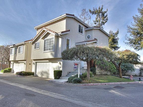 2nd image of 3595 Sunnydays Ln