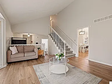 1315 S 169th Ave — Photo 9