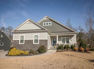 8665 Skybrook Dr, Ooltewah, TN 37363