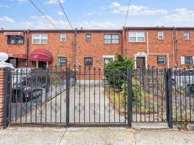 380 Bradford St. Bradford St., Brooklyn, NY, 11207