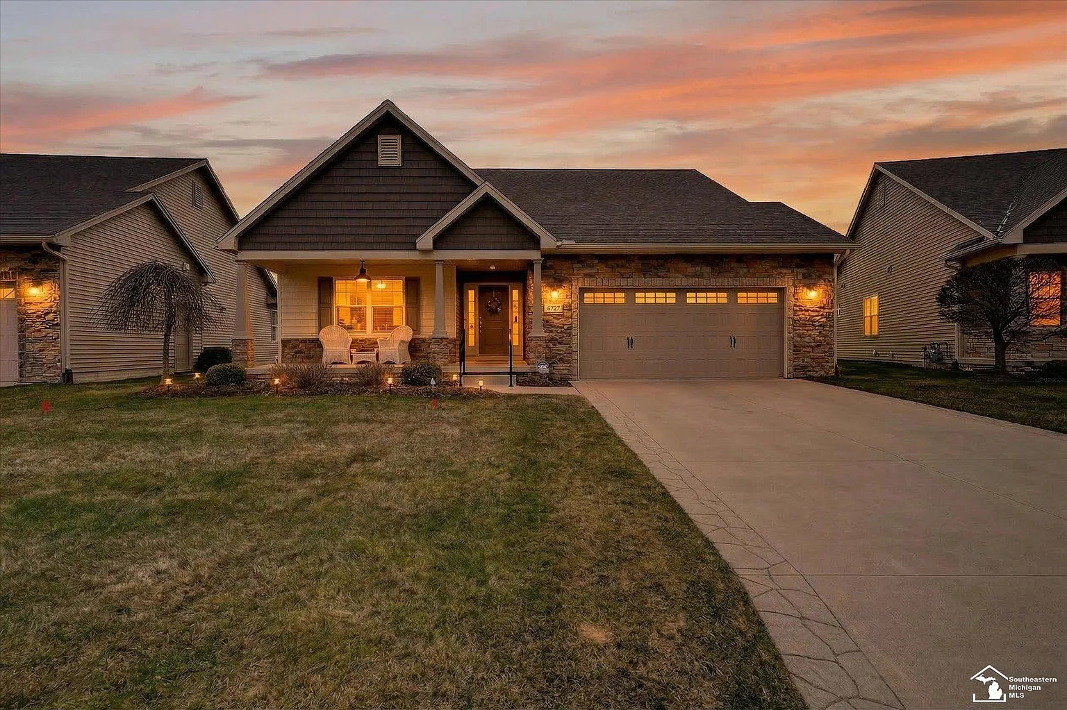 6727 W Summer Breeze Dr photo 1