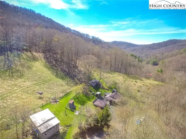 254 Stidhams Road, Lansing, NC 28643